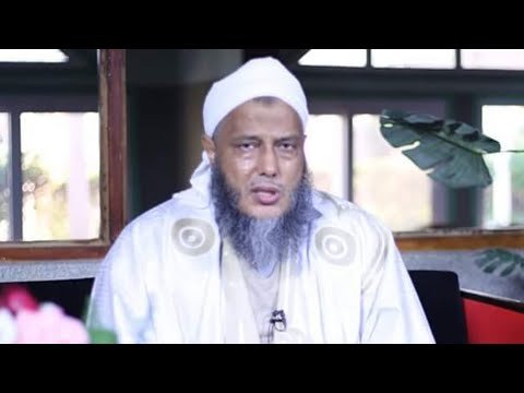 حُكم قول “صدق الله العظيم” بعد الفراغ من التلاوة — الشيخ الددو